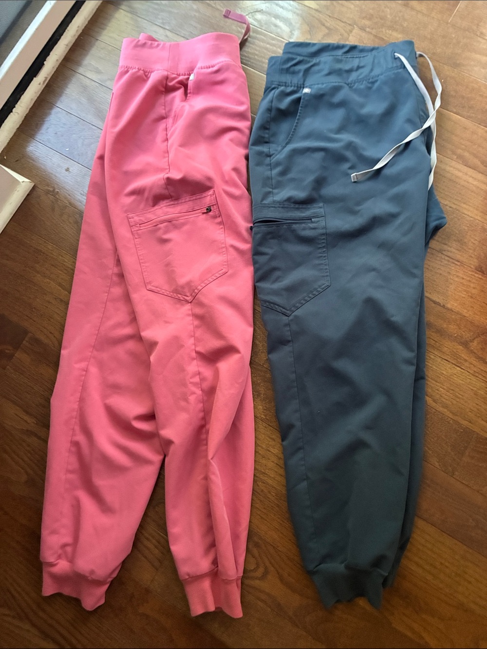 Figs women’s Jogger scrubs bundle in Pink and Charcoal